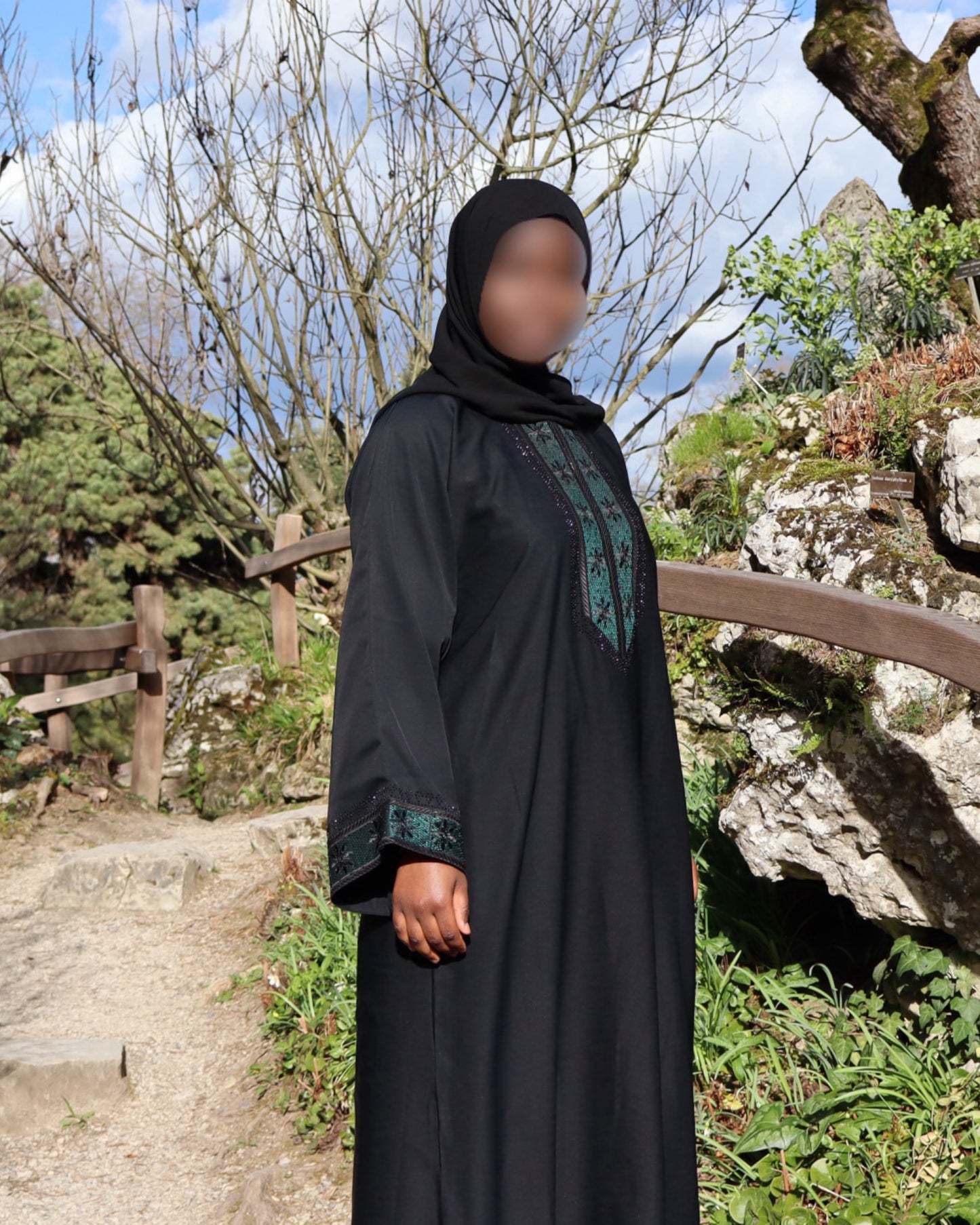 ABAYA - PRETO/VERDE